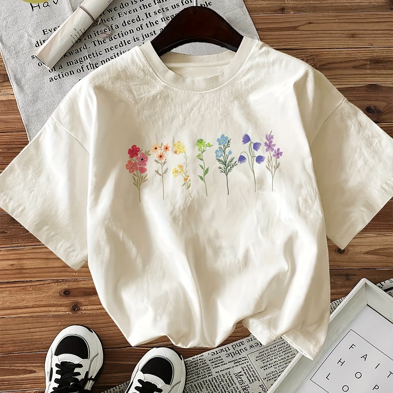 Floral Print Short Sleeve Crew Neck T-Shirt
